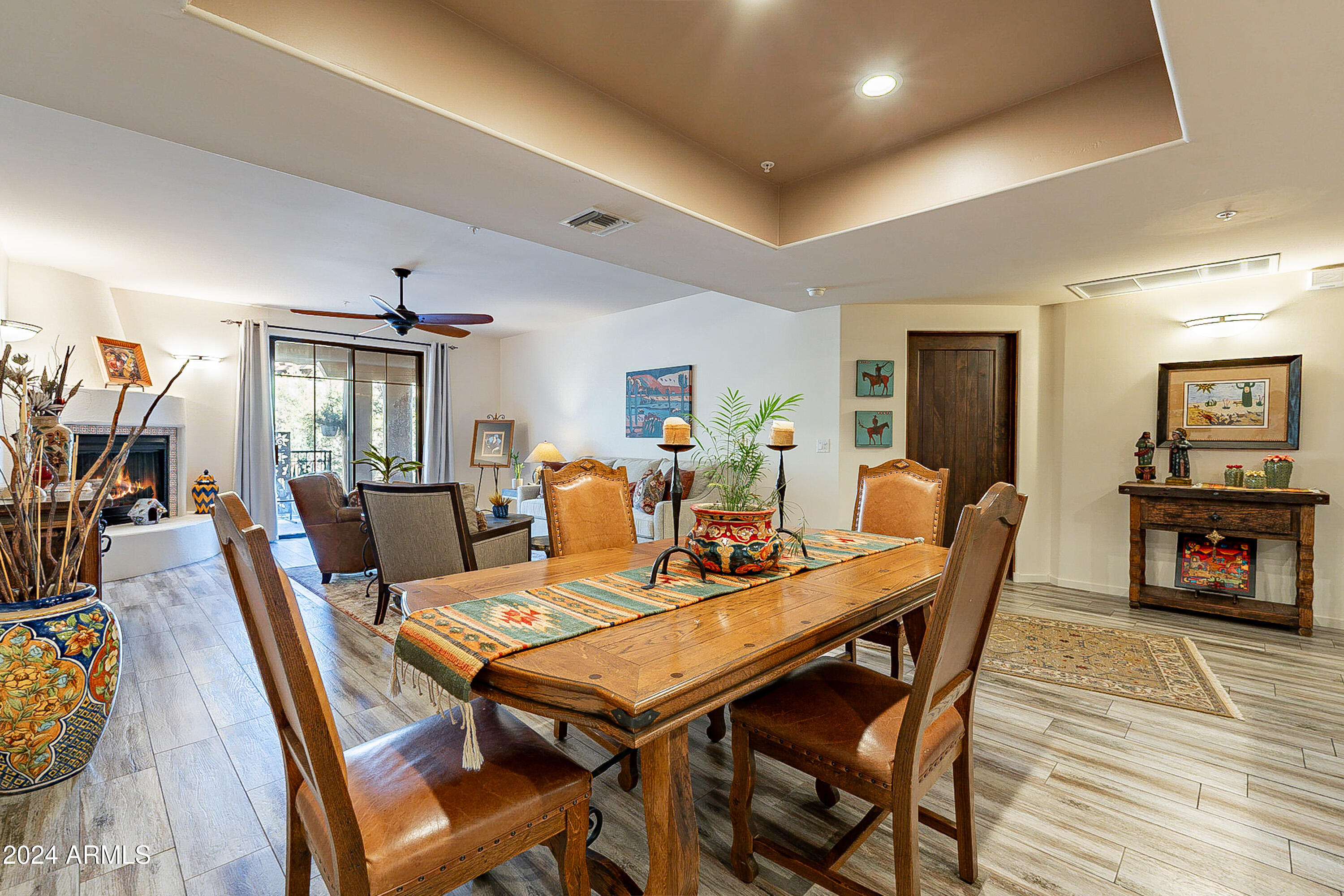 36601 North Mule Train Road, Unit B14 Carefree, AZ 85377 - Photo 35 of 67 Dining area