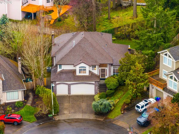 $674,900 | 14731 Southeast Landis Court, Clackamas, OR 97015