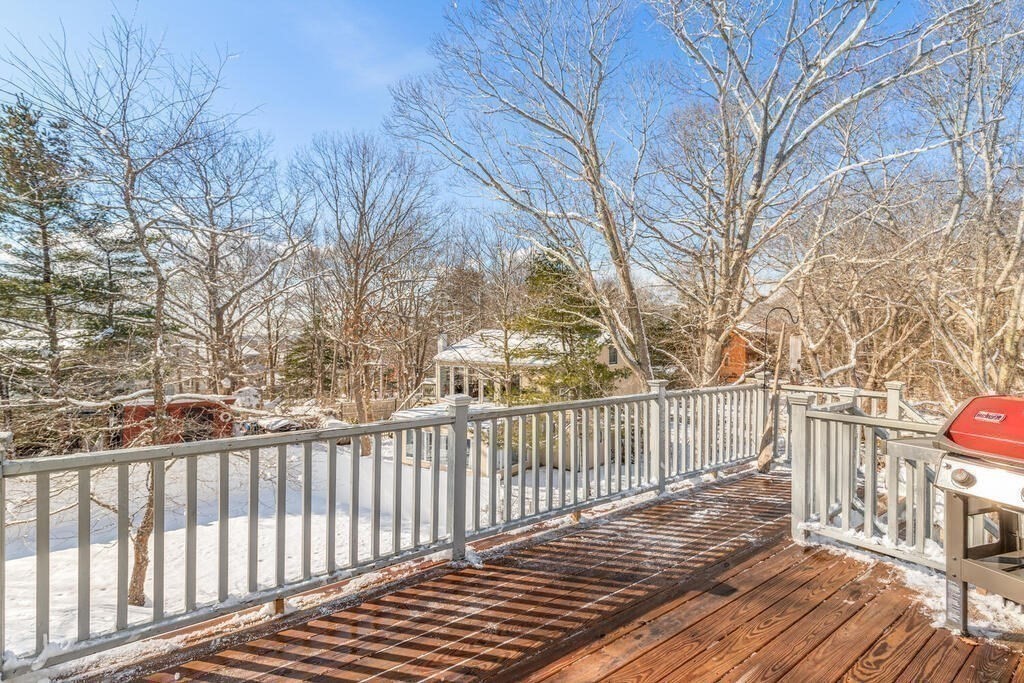 12 Oxford Road, Unit 2 Gloucester, MA 01930 - Photo 25 of 33