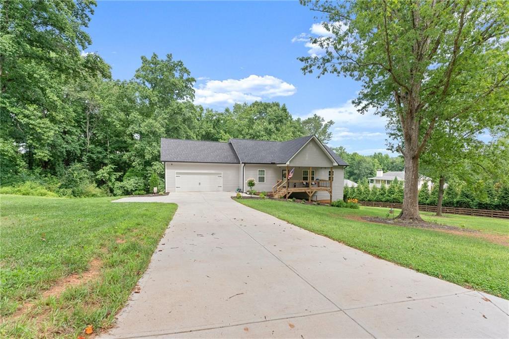 7280 Log Cabin Road Cumming, GA 30028 - Photo 4 of 46