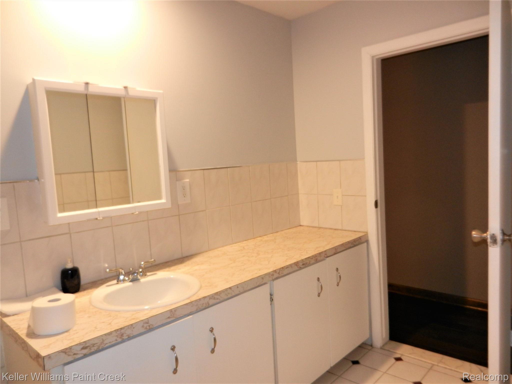 3396 Hasler Lake Road Lapeer, MI 48446 - Photo 23 of 24 bathroom.jpg