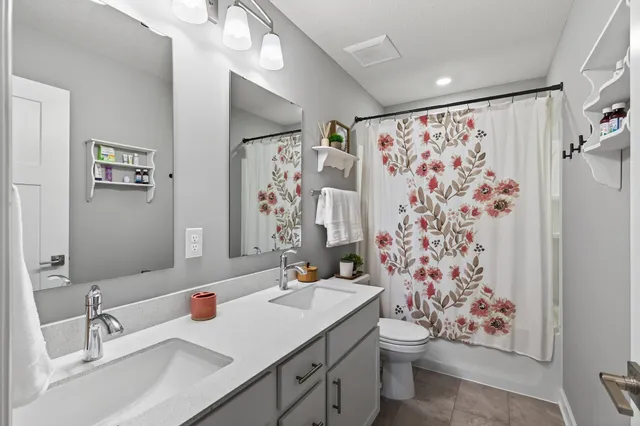 $640,000 | 22765 Wood Lane, Rogers, MN 55374