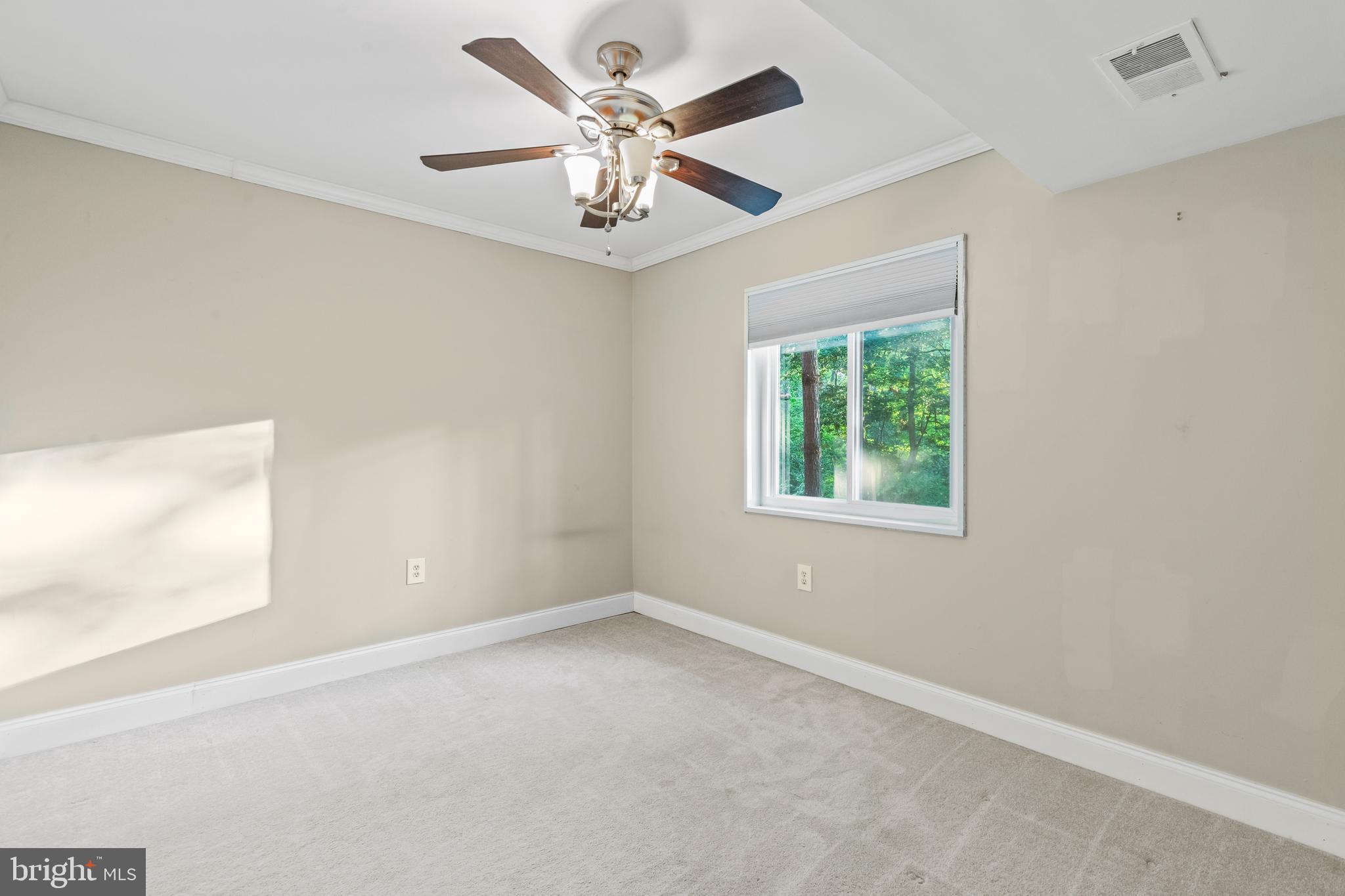 1522 Northgate Square, Unit 2A Reston, VA 20190 - Photo 14 of 37 Gallery Image 14