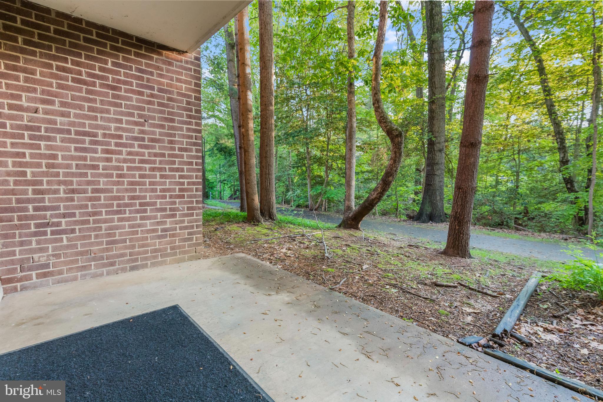 1522 Northgate Square, Unit 2A Reston, VA 20190 - Photo 26 of 37 Gallery Image 26