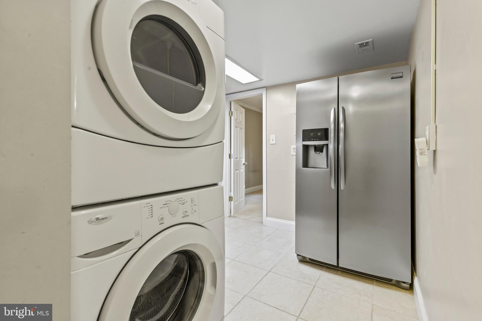 1522 Northgate Square, Unit 2A Reston, VA 20190 - Photo 7 of 37 Gallery Image 7