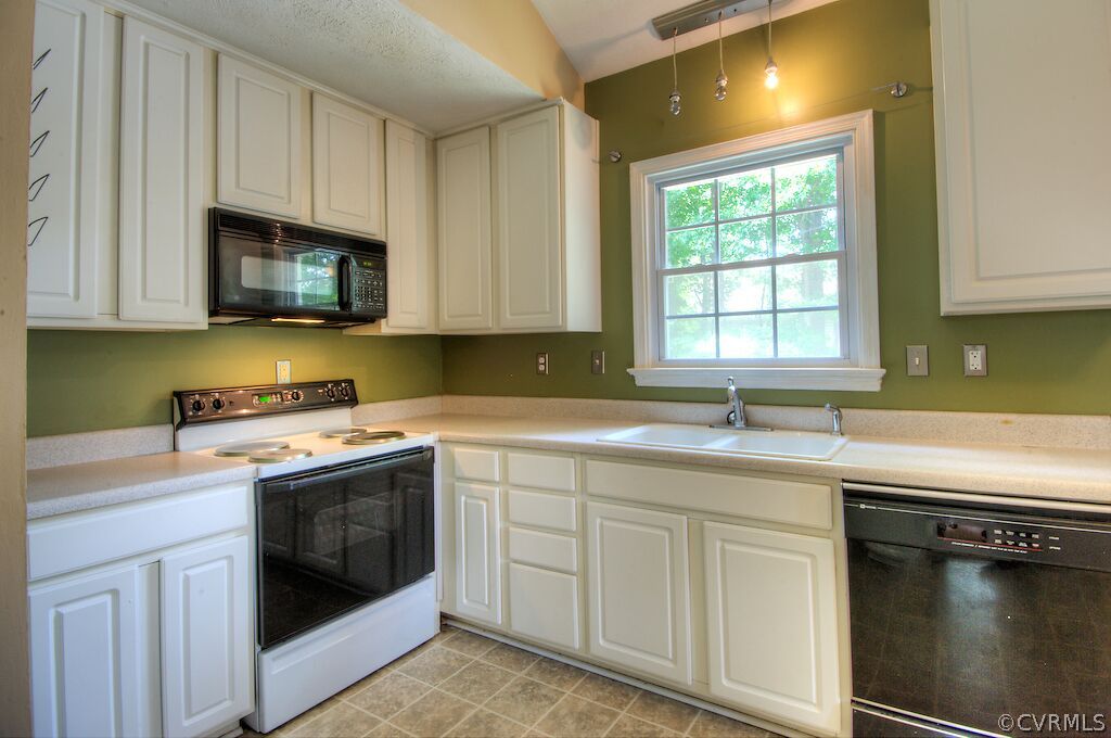 6312 Delft Road North Chesterfield, VA 23234 - Photo 5 of 15 Gallery Image 5