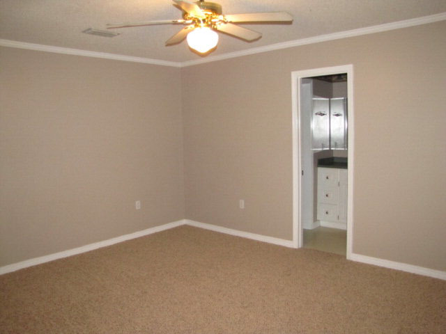 249 Ridgewood Drive Daphne, AL 36526 - Photo 4 of 7