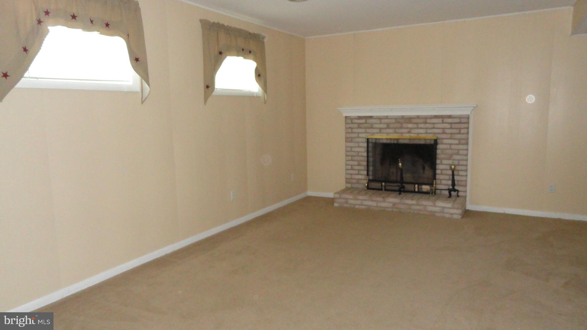17103 Spielman Road Fairplay, MD 21733 - Photo 16 of 23 Family Room 22x20