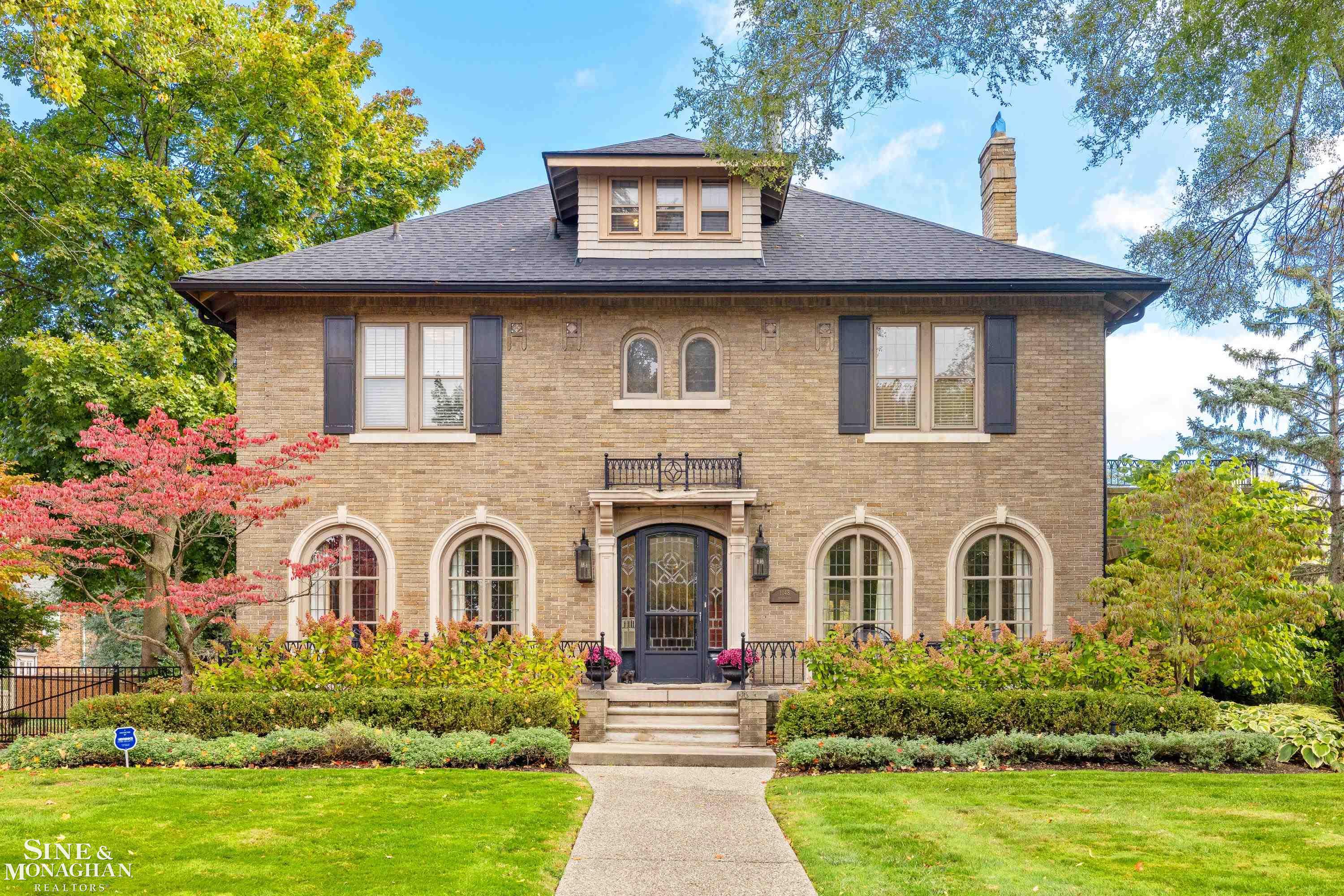 1148 Devonshire Road Grosse Pointe Park, MI 48230 - Photo 1 of 89