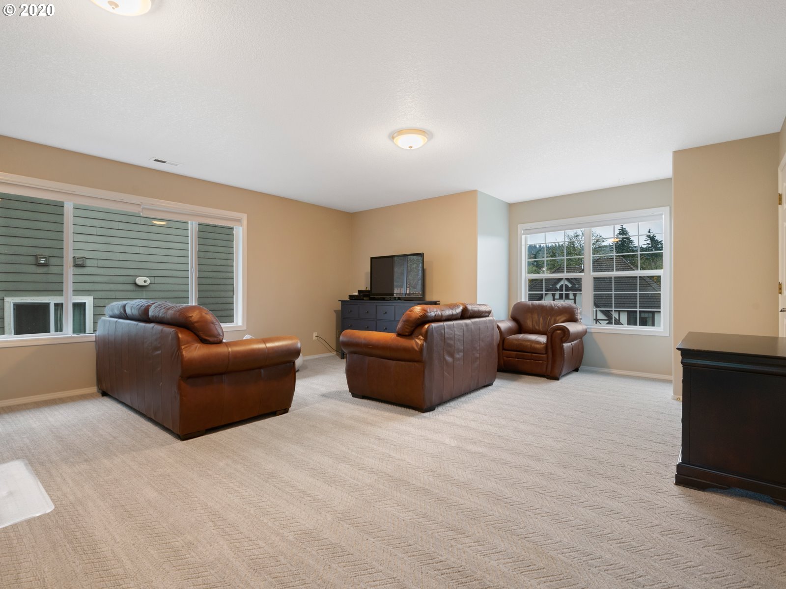 2311 Northwest Mill Pond Road Portland, OR 97229 - Photo 25 of 32 Gallery Image 25