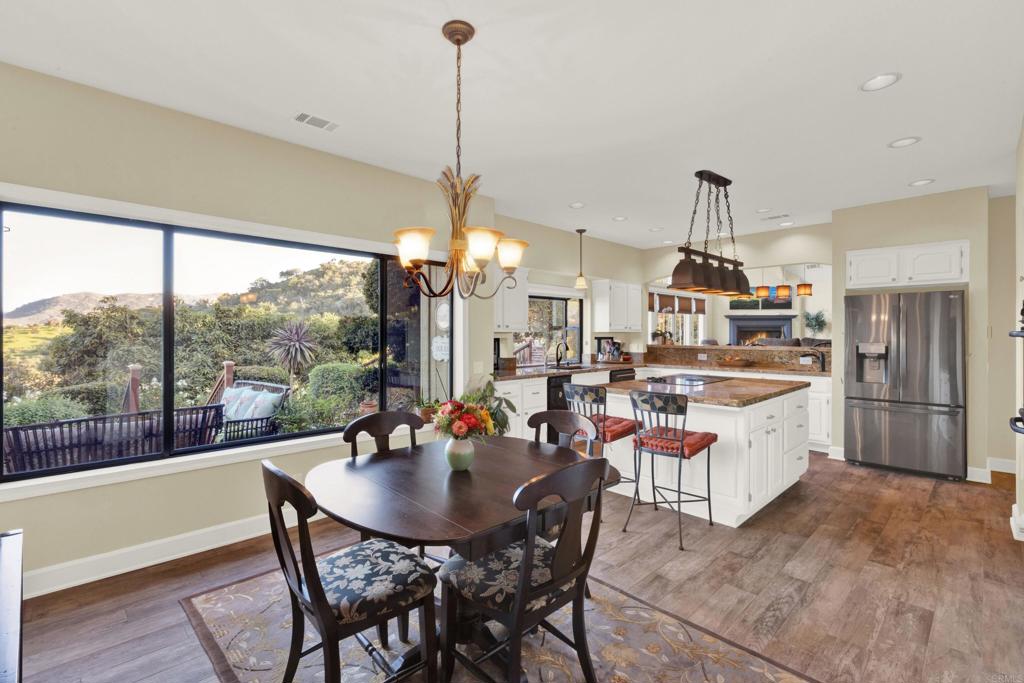 2691 Daisy Lane Fallbrook, CA 92028 - Photo 35 of 73 New cabs and counters, see pics at end of gallery!