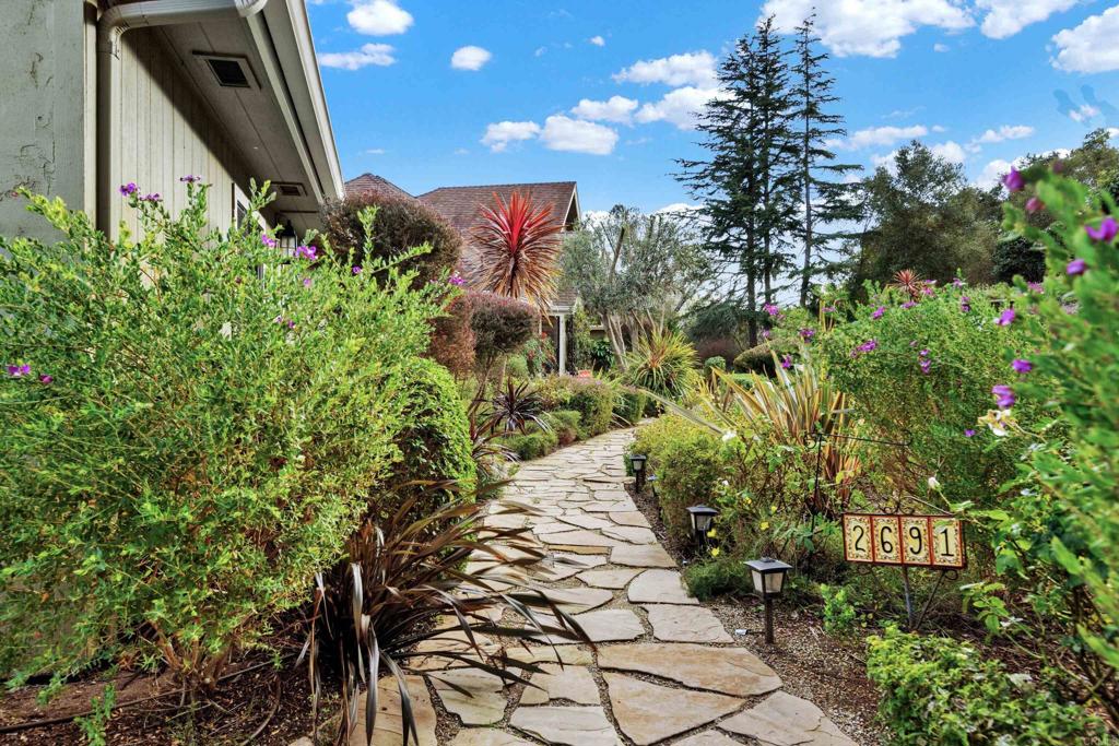 2691 Daisy Lane Fallbrook, CA 92028 - Photo 6 of 73