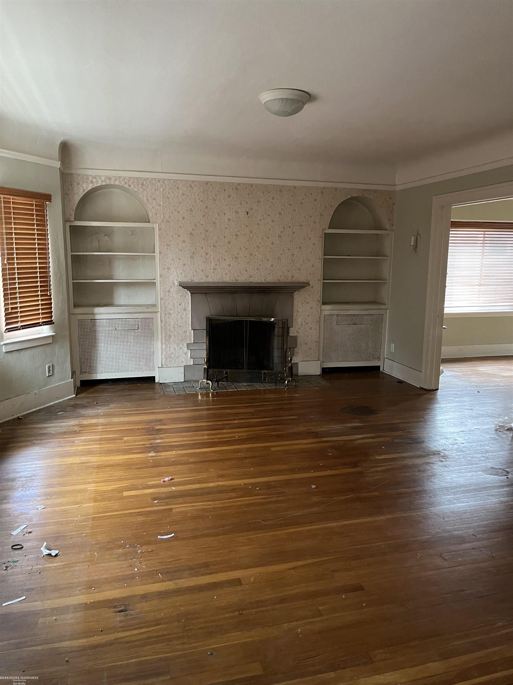 918 Nottingham Road Grosse Pointe Park, MI 48230 - Photo 3 of 13