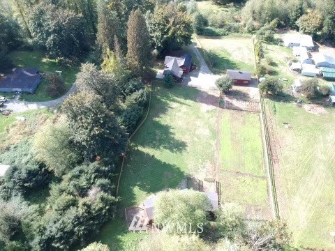 20260 Maxwell Road Southeast Maple Valley, WA 98038 - Photo 23 of 38 a view of a lake