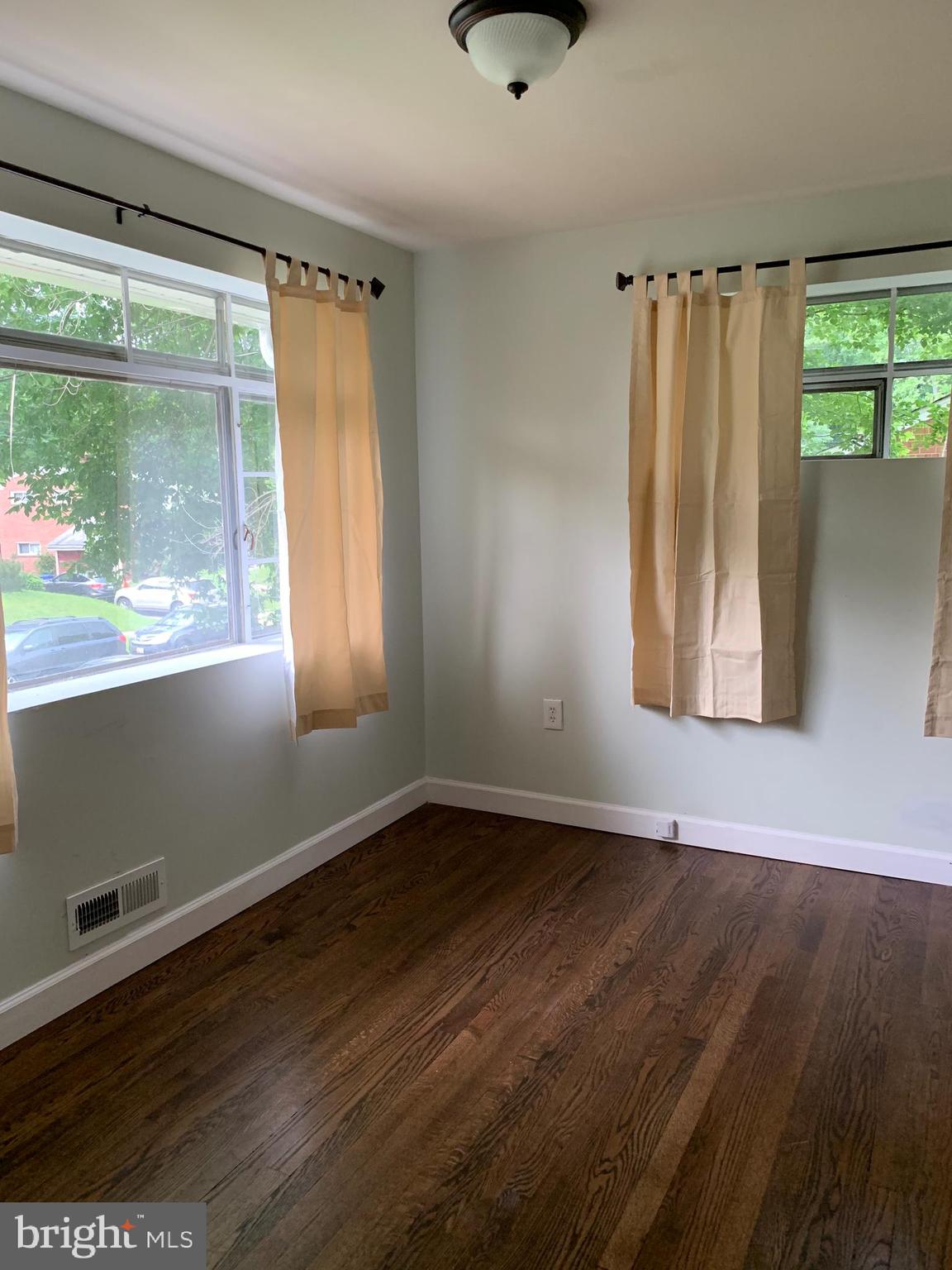 12921 Moray Road Silver Spring, MD 20906 - Photo 14 of 20 Bedroom 4