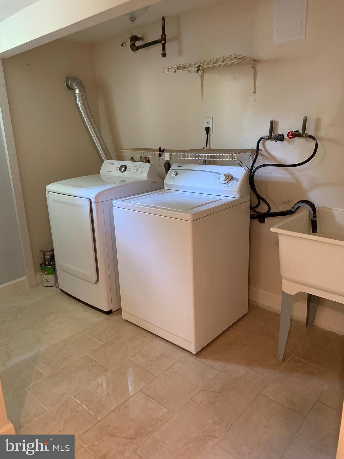12921 Moray Road Silver Spring, MD 20906 - Photo 18 of 20 Laundry
