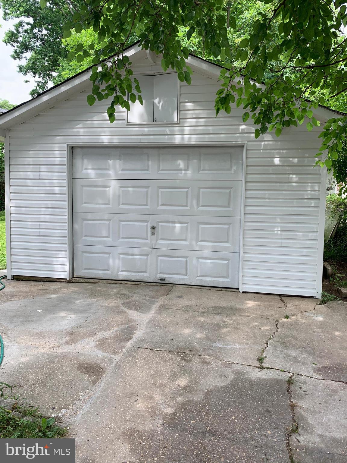 12921 Moray Road Silver Spring, MD 20906 - Photo 19 of 20 Garage