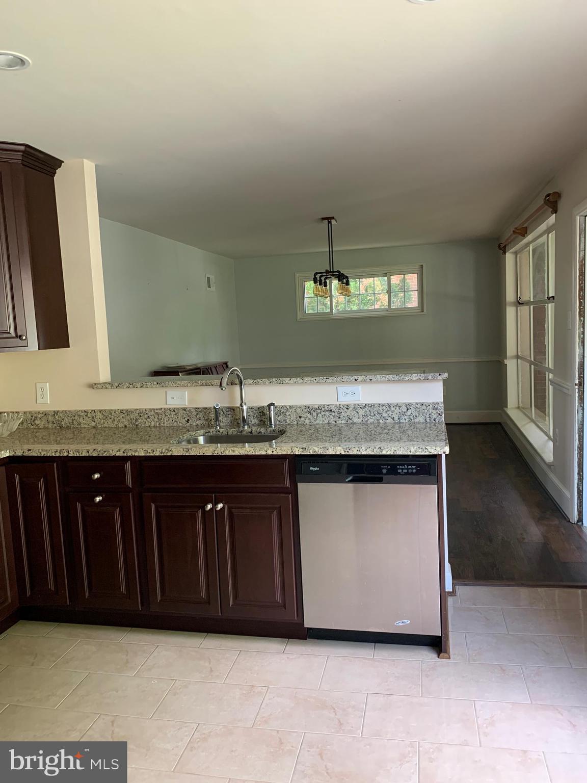 12921 Moray Road Silver Spring, MD 20906 - Photo 8 of 20 Kitchen_Dinning Room