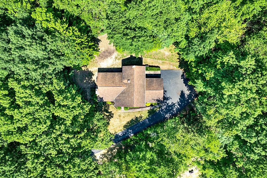 230 Dodds Road Butler, PA 16002 - Photo 5 of 32 an aerial view of a house with a yard