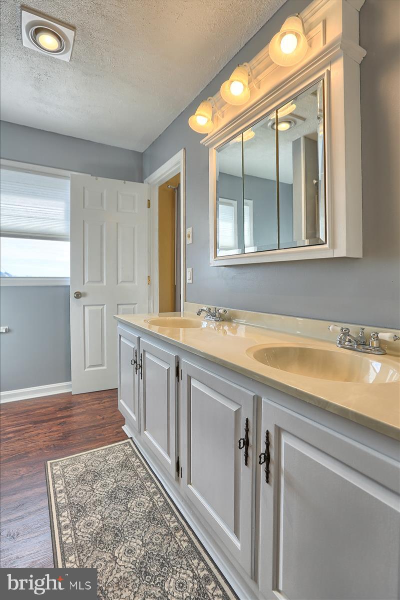 693 North Erisman Road Manheim, PA 17545 - Photo 40 of 47 Main Bathroom w/ Jack & Jill door to Main Bedroom