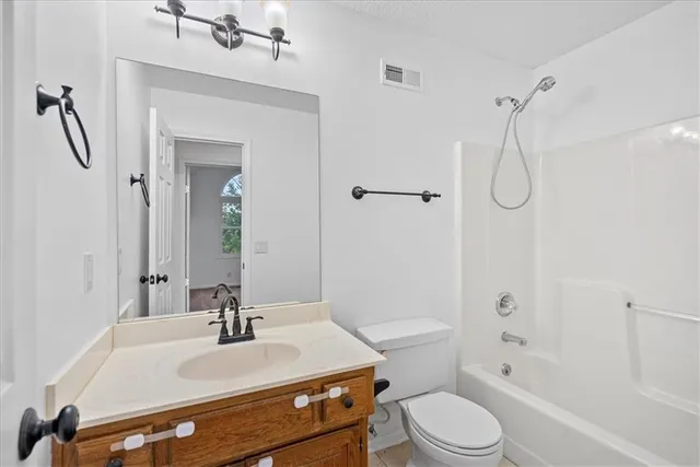 $444,950 | 24 Timber Creek Drive, Platte City, MO 64079