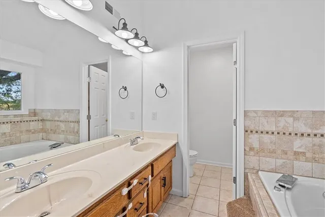 $444,950 | 24 Timber Creek Drive, Platte City, MO 64079