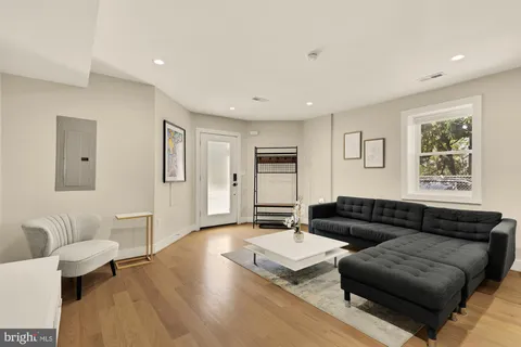 $599,000 | 14 T Street Northeast, Unit 1, Washington, DC 20002