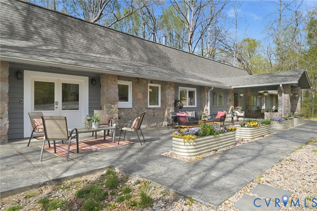 13300 Quailwood Road Midlothian, VA 23112 - Photo 2 of 50