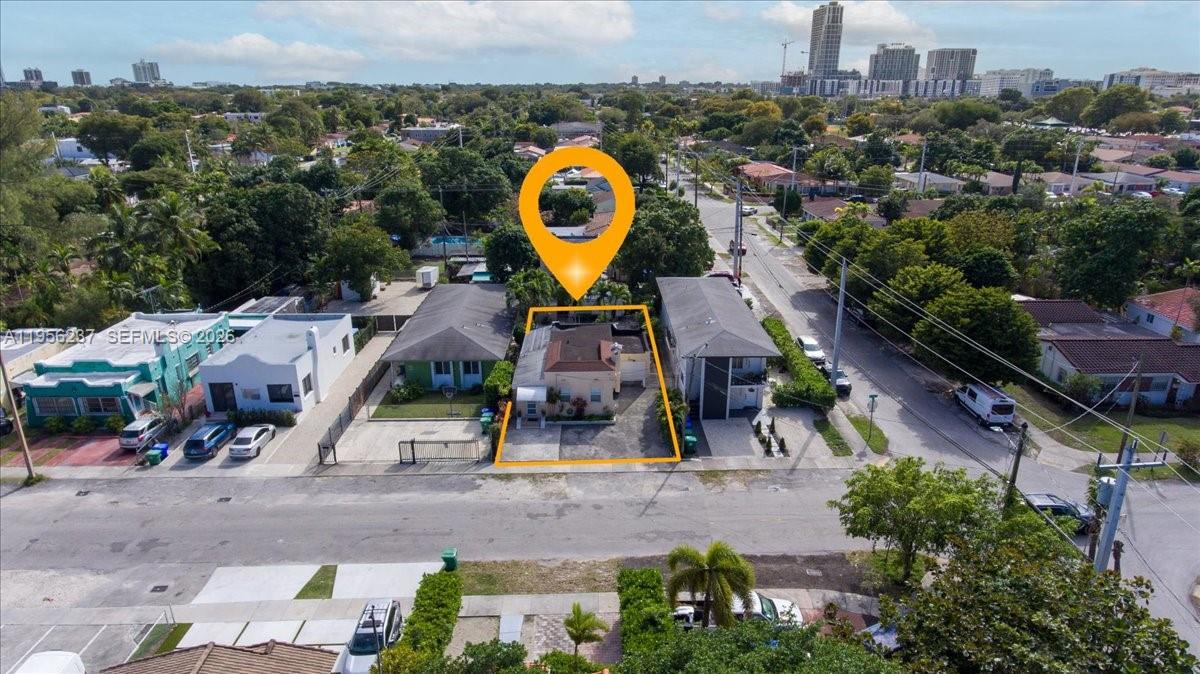 3554 Southwest 26th Street Miami, FL 33133 - Photo 2 of 30