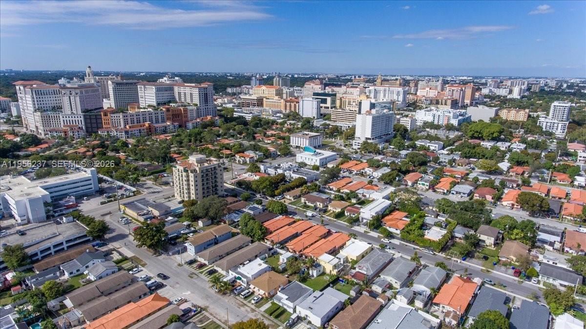 3554 Southwest 26th Street Miami, FL 33133 - Photo 26 of 30