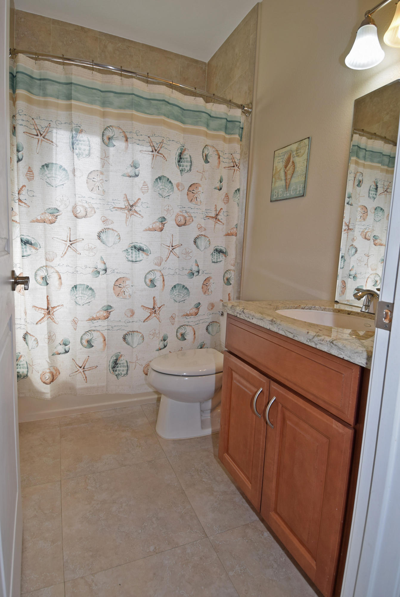 26 Andros Road Key Largo, FL 33037 - Photo 17 of 29 1 Bathroom 2