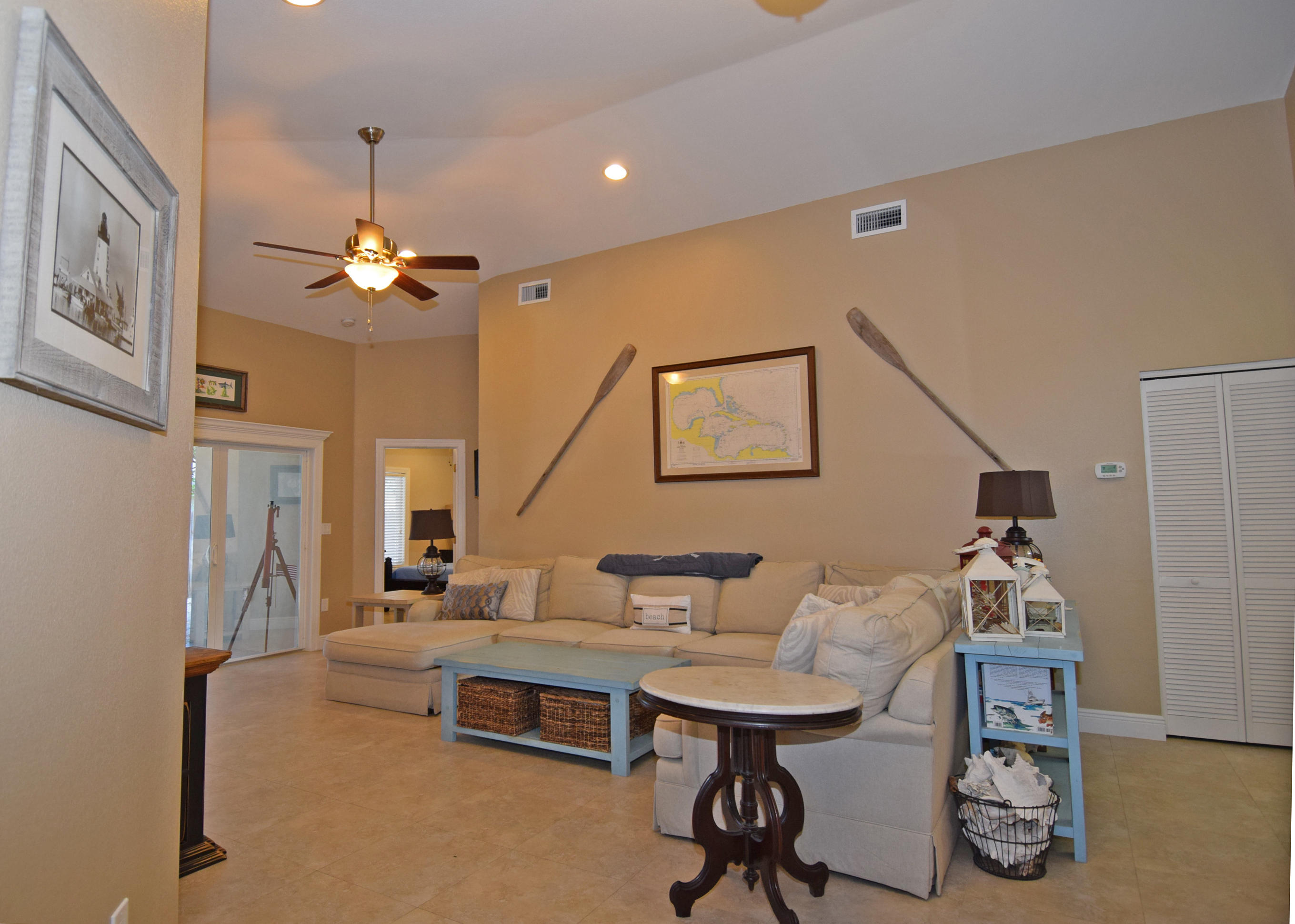 26 Andros Road Key Largo, FL 33037 - Photo 9 of 29 1 Living Room 2