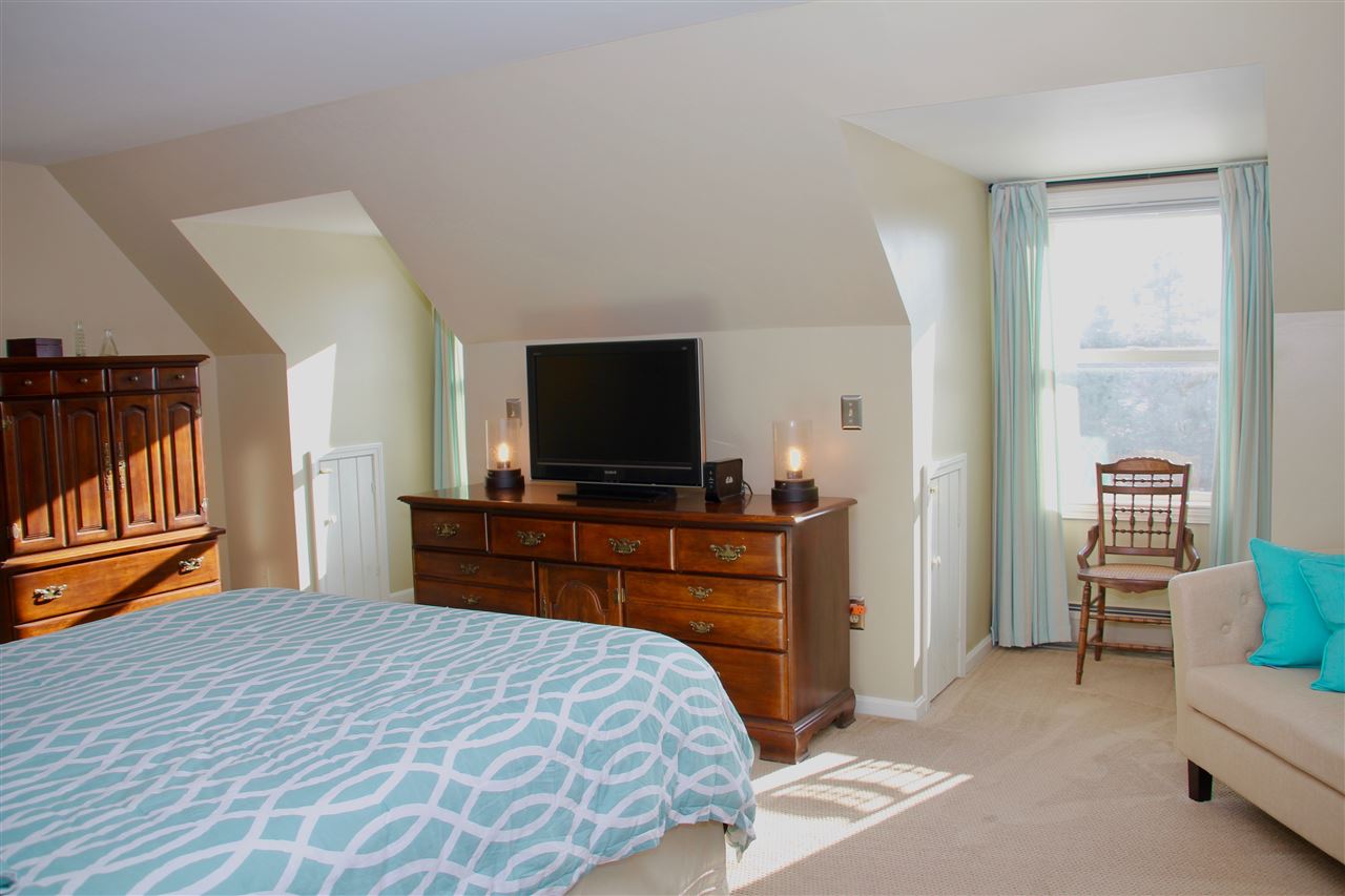 2943 Hinesburg Road Charlotte, VT 05445 - Photo 11 of 39 Gallery Image 11
