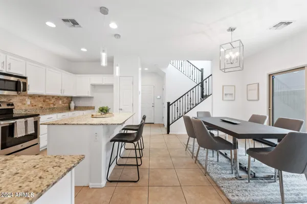 $4,500 | 2652 North 73rd Glen, Phoenix, AZ 85035