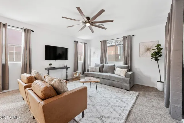 $4,500 | 2652 North 73rd Glen, Phoenix, AZ 85035