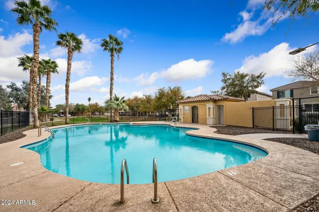 $4,500 | 2652 North 73rd Glen, Phoenix, AZ 85035