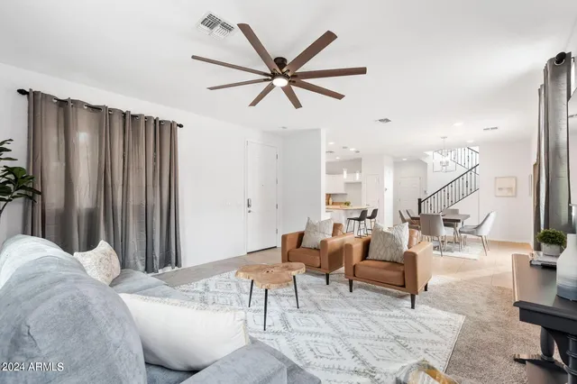 $4,500 | 2652 North 73rd Glen, Phoenix, AZ 85035