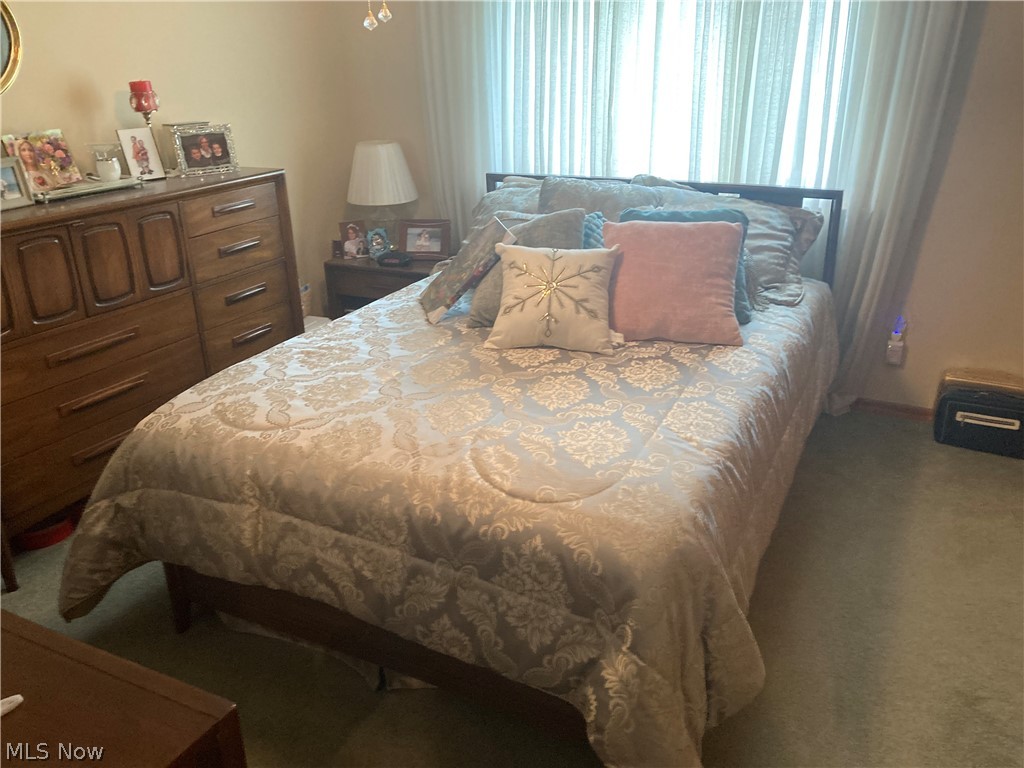 1449 Vermilion Road Vermilion, OH 44089 - Photo 12 of 21 Generous Size Bedroom