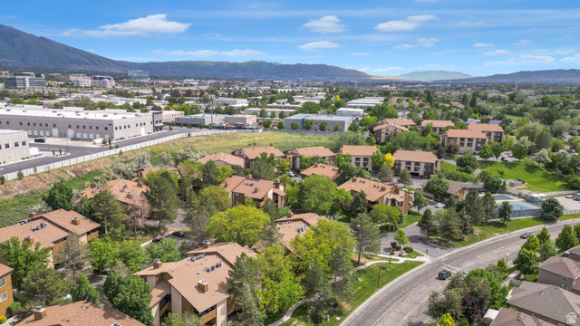 9184 West Jefferson Place, Unit 2F Sandy, UT 84070 - Photo 4 of 16