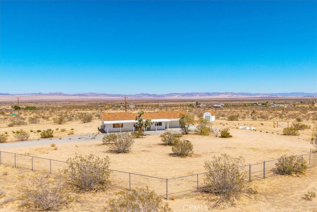 59700 Napa Road Landers, CA 92285 - Photo 3 of 68 a view of city and ocean
