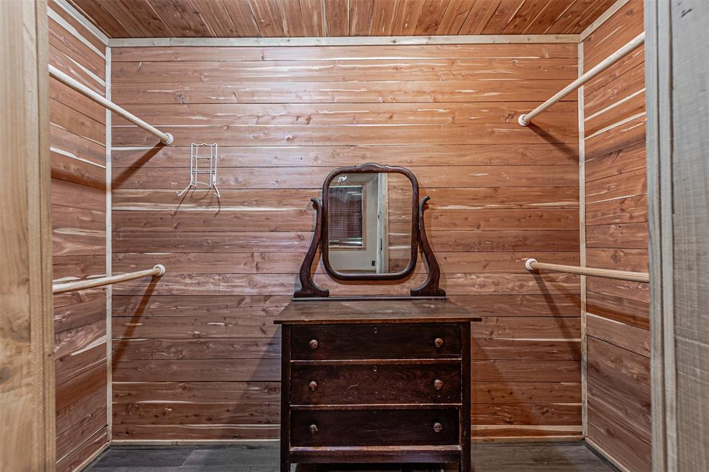 1398 Zagota Crossing Road Terrell, TX 75161 - Photo 15 of 40 a bathroom with a shower