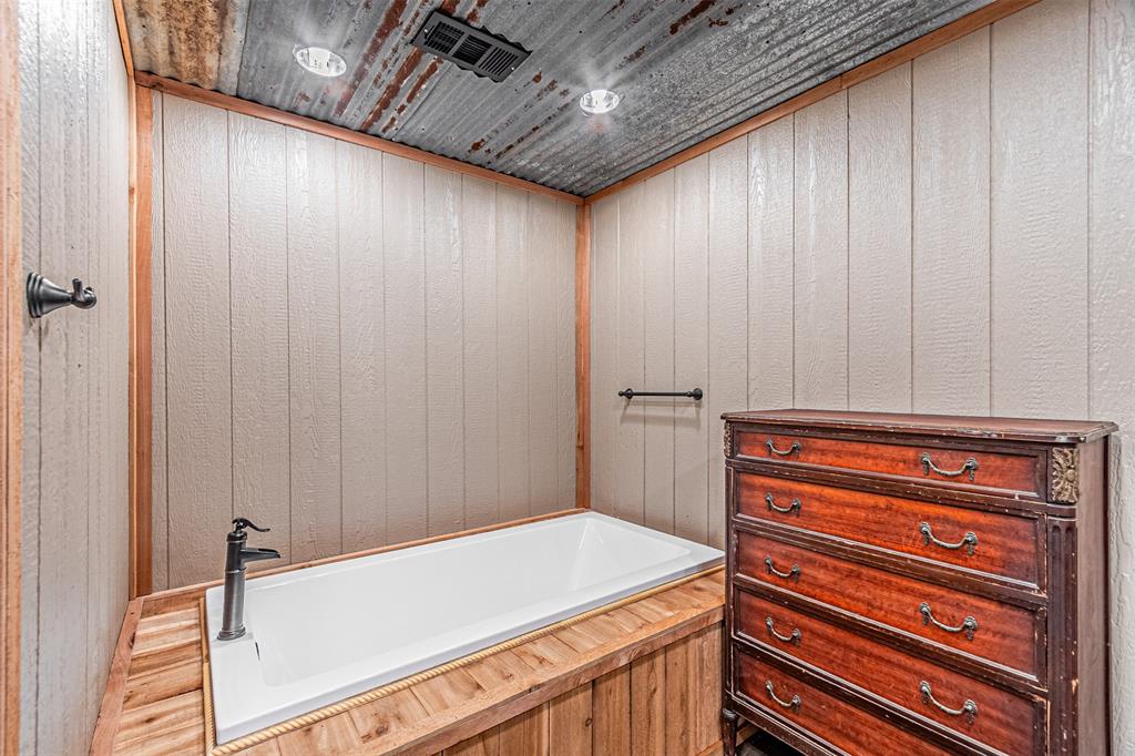 1398 Zagota Crossing Road Terrell, TX 75161 - Photo 18 of 40 a room with a table and chairs