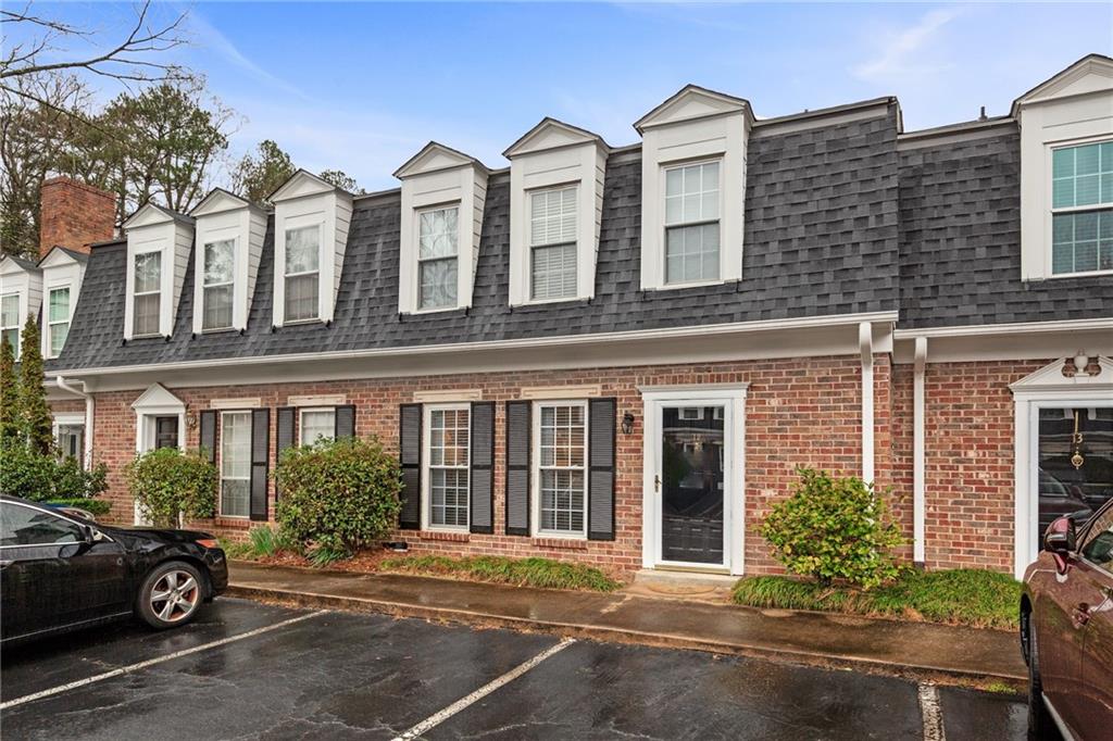 12 Surry County Place Northwest Atlanta, GA 30318 - Photo 2 of 28