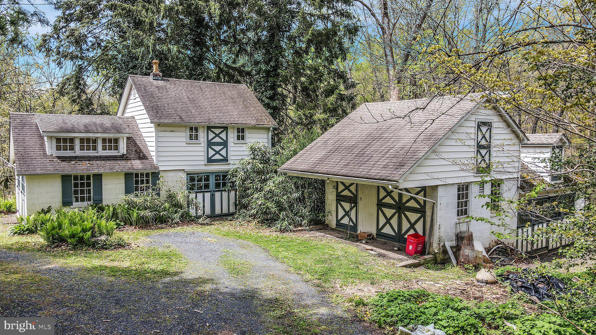 142 Hausman Road Green Lane, PA 18054 - Photo 6 of 52 Garage with storage