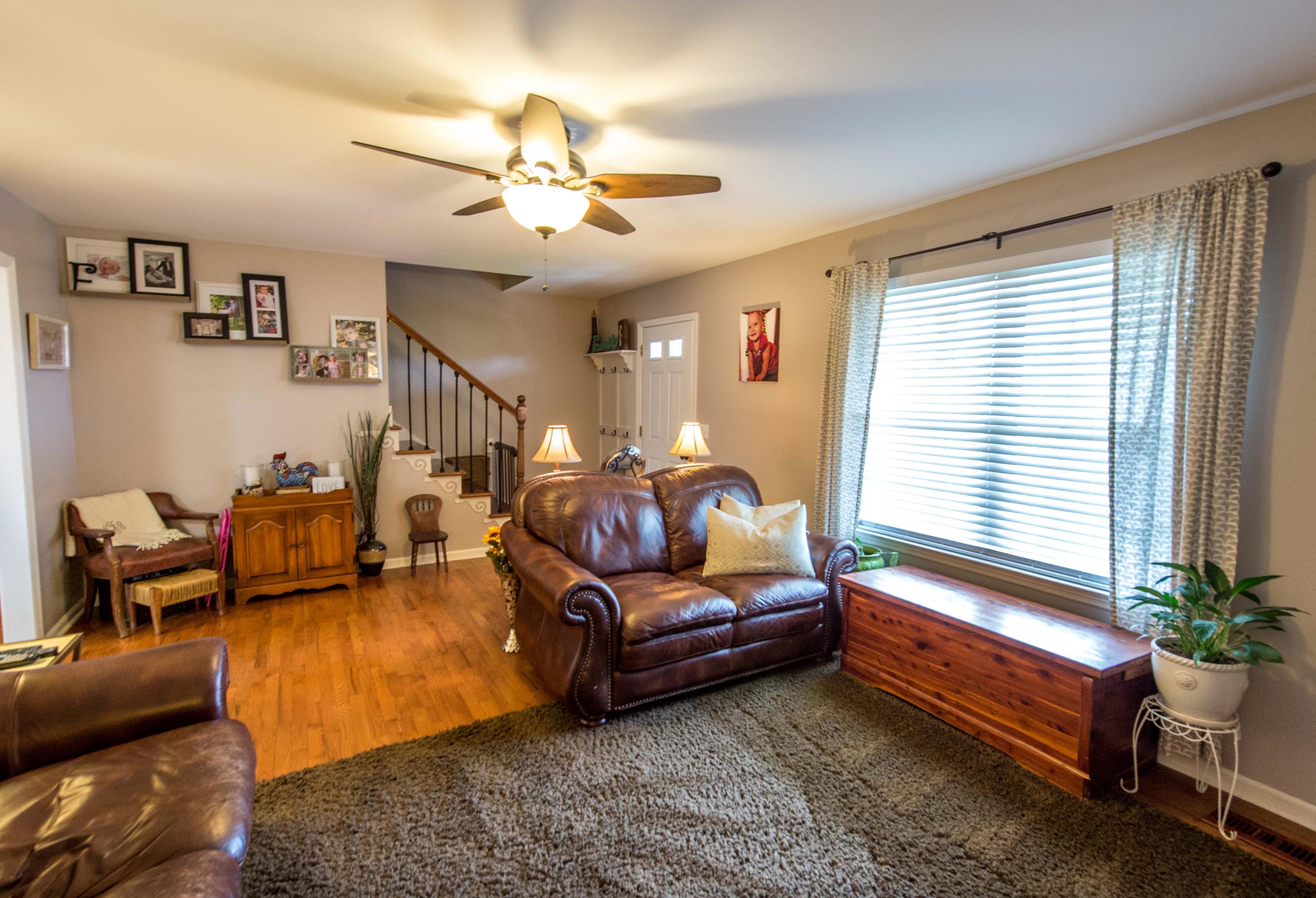 486 Misty Ridge Lane Ringgold, GA 30736 - Photo 5 of 28 Living Room