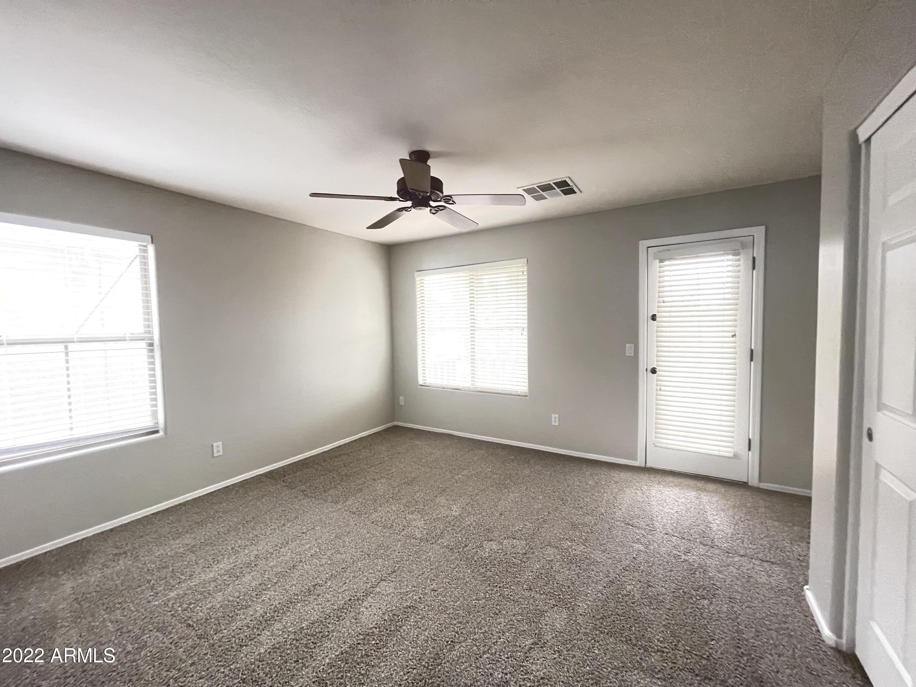 4489 East Del Rio Street Gilbert, AZ 85295 - Photo 15 of 21 IMG_9008