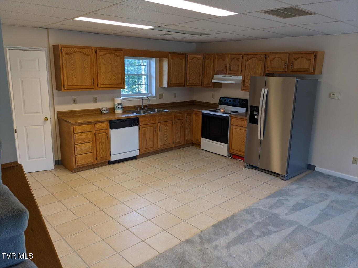 2482 Elk Way Newport, TN 37821 - Photo 26 of 36 32