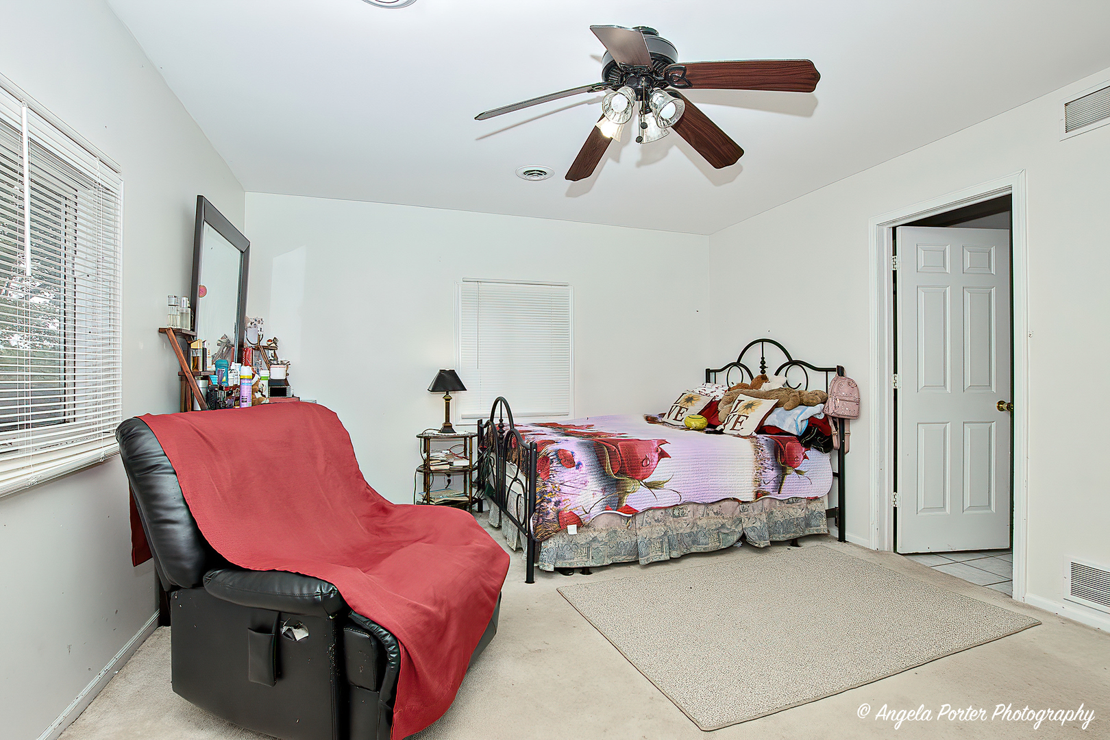 19212 Crowley Road Harvard, IL 60033 - Photo 17 of 38 a bedroom with furniture and a window
