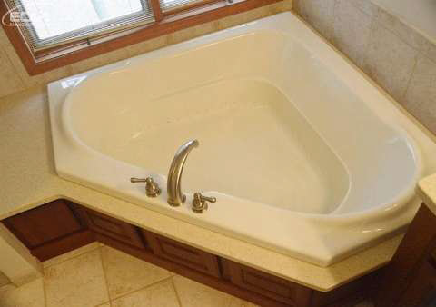 1384 Kings Pointe Road Grand Blanc, MI 48439 - Photo 32 of 41 20427354-31.JPG