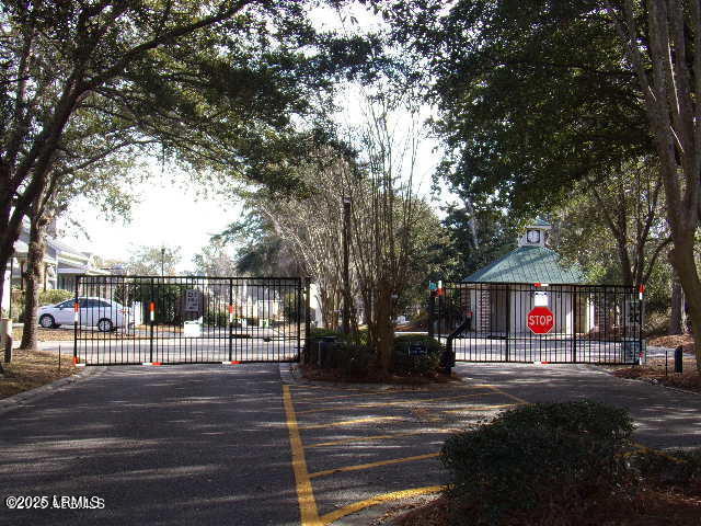 25 Congaree Way Beaufort, SC 29902 - Photo 81 of 88 Picket Fences Gate Entrance